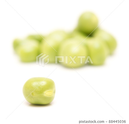 fresh peas fresh peas 88445036