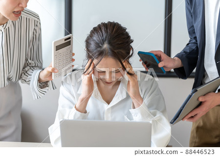 商業場景忙碌恐慌騷擾 88446523