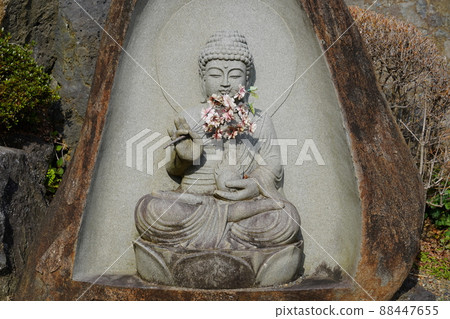 Haseyama Tokoji Temple (Machida, Tokyo) Stone Buddha 88447655