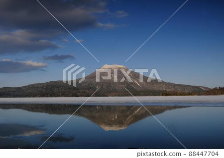 阿寒湖和阿寒山 88447704