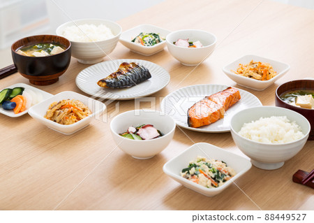 Japanese food 88449527