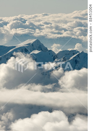 Mountains above the clouds Mountains above the clouds 88451004