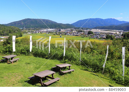 The direction of the battlefield seen from the remains of Sasaoyama and Mitsunari Ishida The direction of the battlefield seen from the remains of Sasaoyama and Mitsunari Ishida 88459003