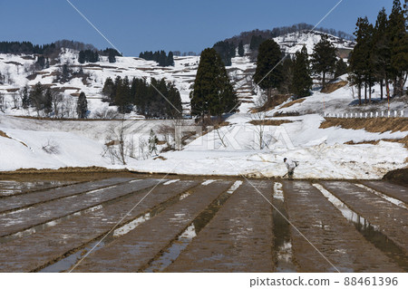 為大雪地區水稻種植做準備 88461396