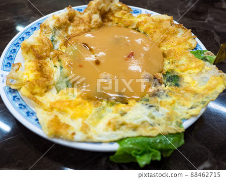 Oyster vermicelli is a delicious food in Taiwan. 88462715