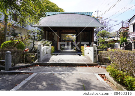 西明寺（川崎市中原區）仁王門 88463316