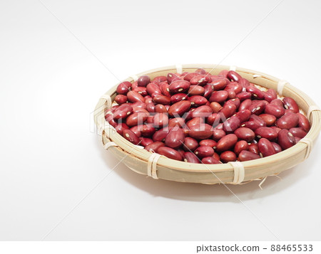 小豆和濾鍋白色背景白色背景 88465533