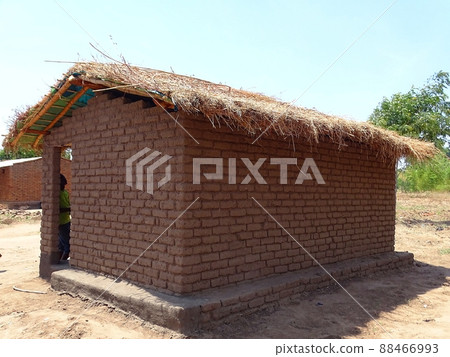 Everyday scenery of Malawi and Zomba in Africa (private house) Everyday scenery of Malawi and Zomba in Africa (private house) 88466993