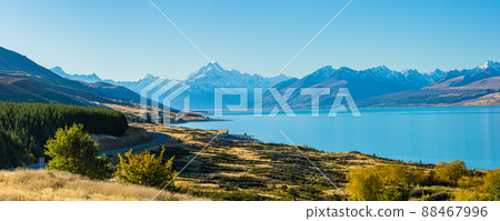 從新西蘭坎特伯雷地區普卡基湖的角度看庫克山 88467996