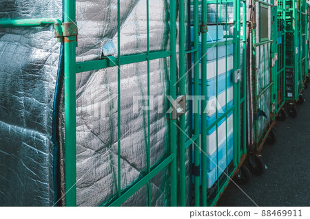 Chain store logistics Chain store logistics 88469911