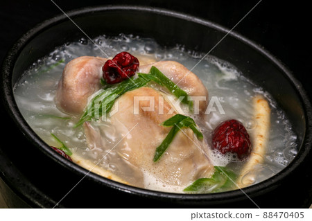 Korean food, Samgyetang, a famous restaurant in Seoul Korean food, Samgyetang, a famous restaurant in Seoul 88470405