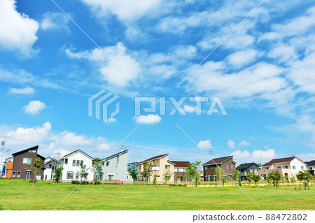 A refreshing blue sky and a residential landscape of the city 88472802