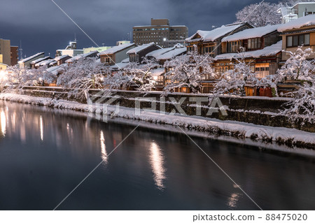 《石川縣》雪金澤市和町茶屋區 88475020