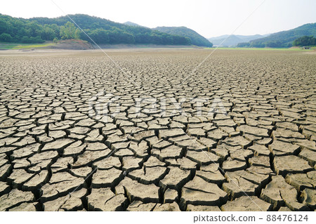 cracked reservoir cracked reservoir 88476124