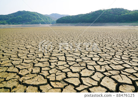 破裂的水庫 破裂的水庫 88476125