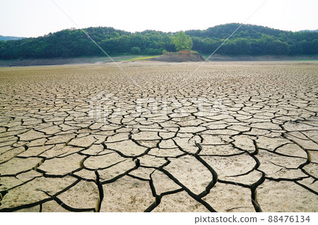 破裂的水庫 破裂的水庫 88476134