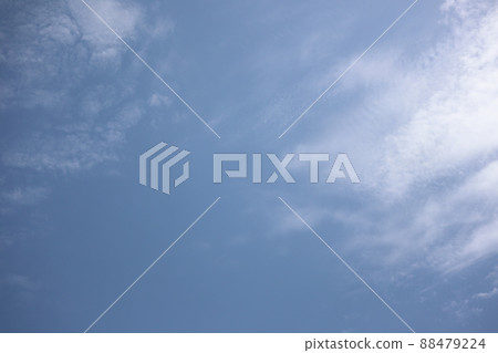 Sky 202104 88479224