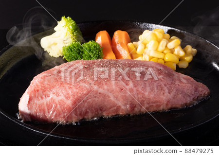 Blade steak (Japanese black beef) Blade steak (Japanese black beef) 88479275