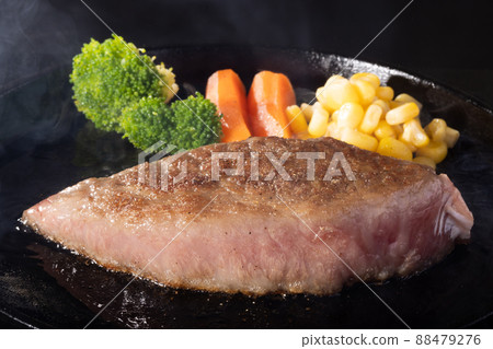 Blade steak (Japanese black beef) 88479276