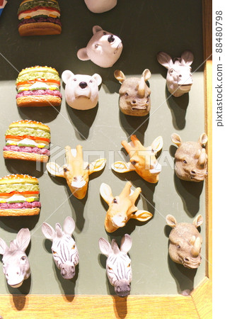 Animal face shaped magnet Animal face shaped magnet 88480798