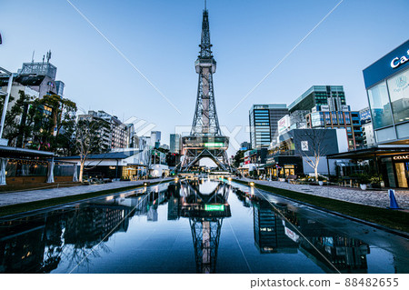 從名古屋市正面看到的名古屋電視塔 88482655
