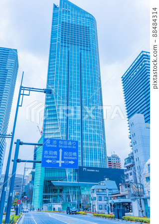 在東京的辦公樓 在東京的辦公樓 88484314