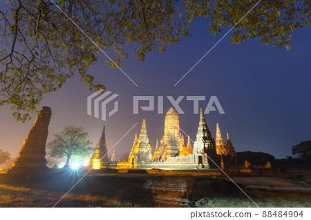 Wat Chaiwatthanaram is a beautiful temple in the Ayutthaya Historical Park area of Ayutthaya, Thailand. Wat Chaiwatthanaram is a beautiful temple in the Ayutthaya Historical Park area of Ayutthaya, Thailand. 88484904