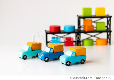 Multiple delivery vehicles 88486320