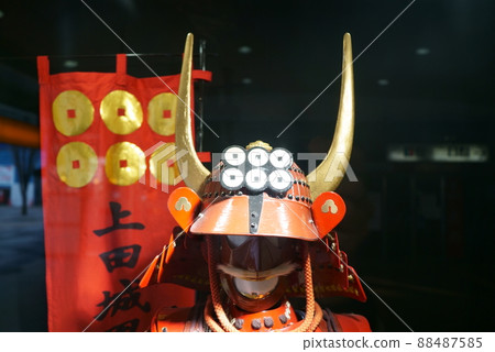真田家的紅色鎧甲 88487585