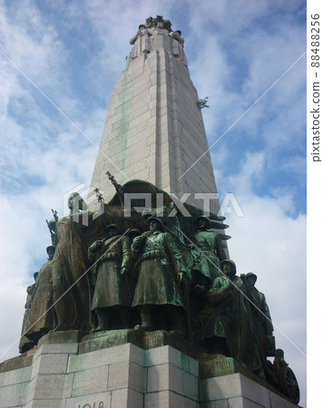War memorial on Poelaert Square in Brussels, Belgium. 88488256