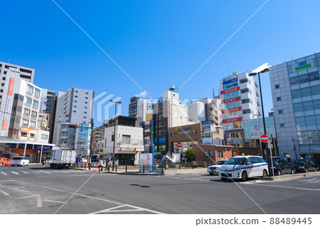 東京都葛飾區新小岩站南口街景 東京都葛飾區新小岩站南口街景 88489445