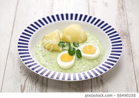Frankfurt green sauce, potatoes and boiled eggs Frankfurt green sauce, potatoes and boiled eggs 88490288
