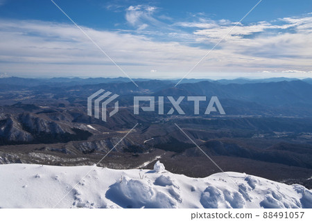 《Tottori Prefecture》 Winter scenery of Daisen-Oki National Park [December] 88491057