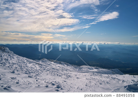 《Tottori Prefecture》 Winter scenery of Daisen-Oki National Park [December] 88491058