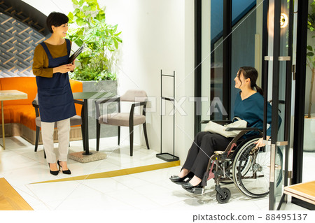 Restaurant barrier-free Restaurant barrier-free 88495137