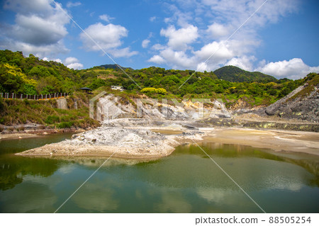 台灣陽明山硫磺谷景觀 88505254