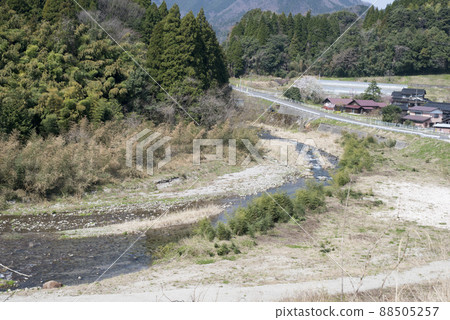 中原神社（倉吉市關金）附近的大鴨川風景 88505257
