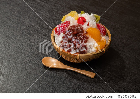 Shaved ice that Asian foods 88505592