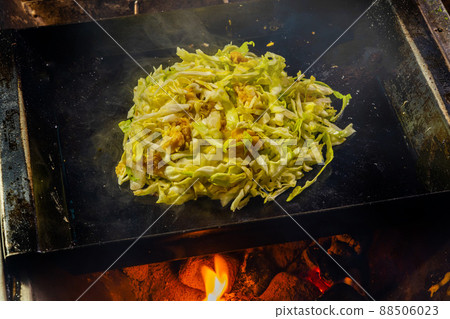 喜好燒日本傳統披薩大阪燒 喜好燒日本傳統披薩大阪燒 88506023