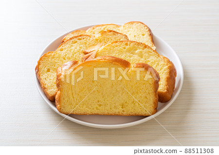 Sweet potato bread with coffee 88511308