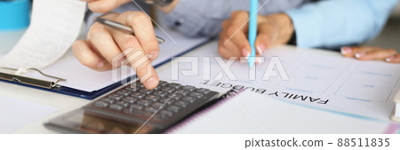 Calculate money waste and income Calculate money waste and income 88511835