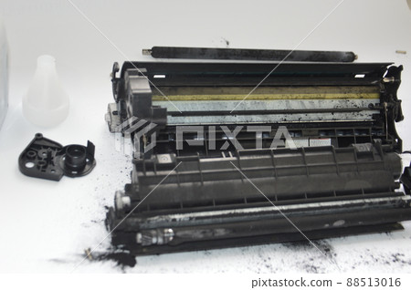 Charging the laser printer cartridge with toner powder 88513016