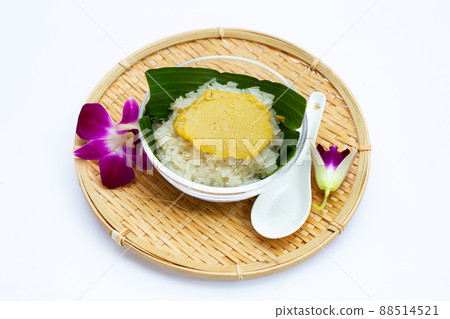 Thai dessert, Sweet sticky rice with egg custard Thai dessert, Sweet sticky rice with egg custard 88514521