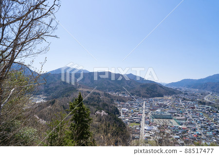 從鶴阿爾卑斯山的全景看台（尾崎山後面的富士山） 88517477