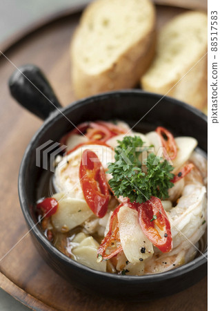 spicy shrimp in garlic and chilli pepper seafood tapas restaurant spicy shrimp in garlic and chilli pepper seafood tapas restaurant 88517583