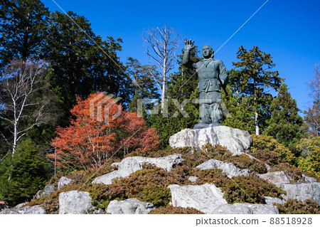 日本埼玉縣秩父市三峰神社武尊銅像 日本埼玉縣秩父市三峰神社武尊銅像 88518928