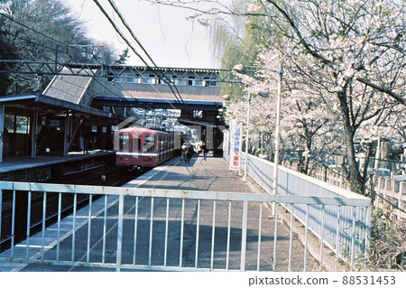 1976 年京急 700 型 Gumyoji 站橫濱市舊彩色照片神奈川縣記錄照片 1976 年京急 700 型 Gumyoji 站橫濱市舊彩色照片神奈川縣記錄照片 88531453