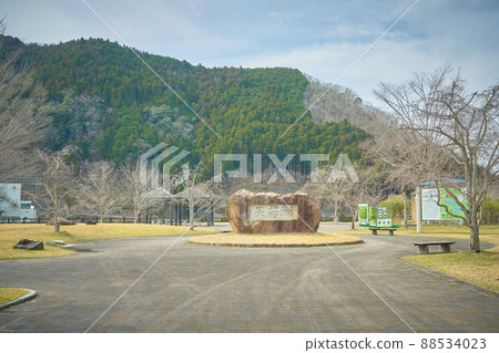 京都府南丹市天若湖的廣場 88534023