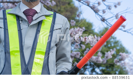櫻花與製服|建築業/安防業加盟公司形象 櫻花與製服|建築業/安防業加盟公司形象 88539631