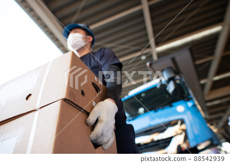 Working male hand Working male hand 88542939